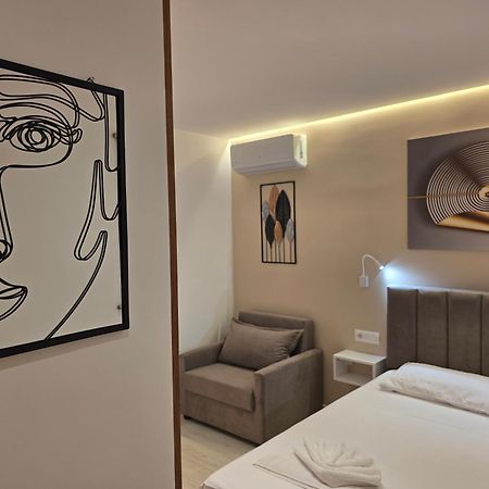 Apartments Veliaj คซามิล ภายนอก รูปภาพ