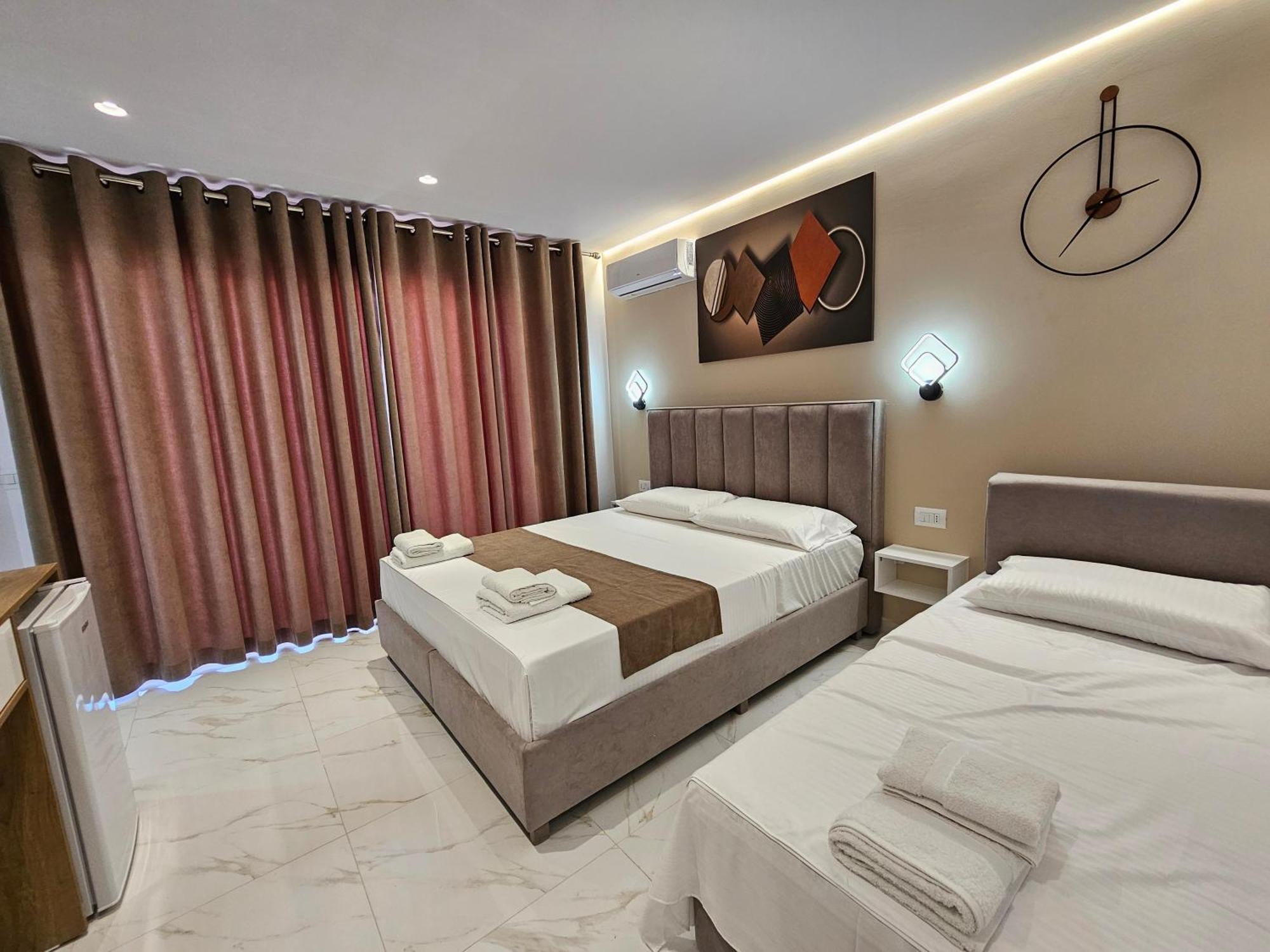 Apartments Veliaj คซามิล ภายนอก รูปภาพ
