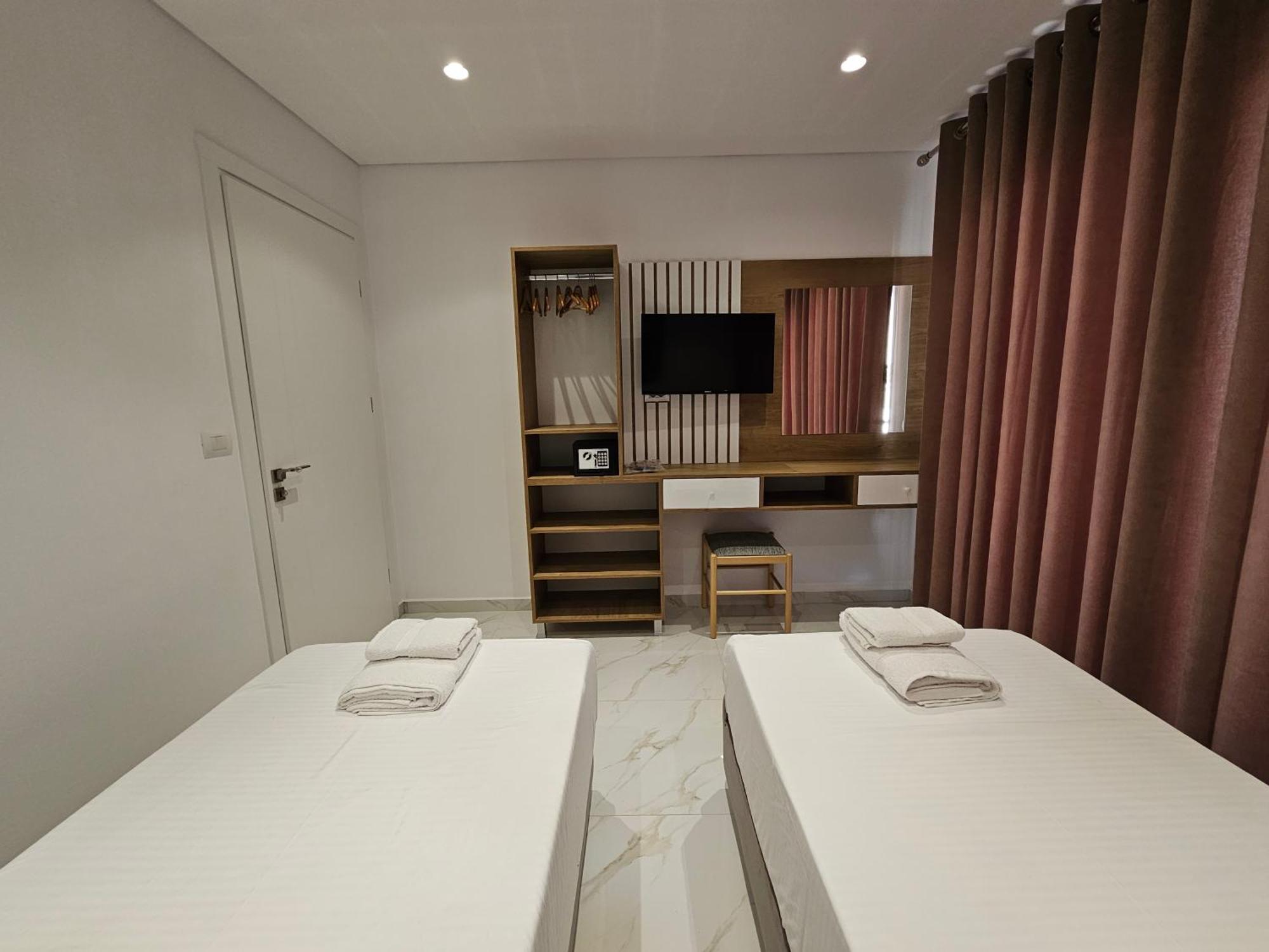 Apartments Veliaj คซามิล ภายนอก รูปภาพ