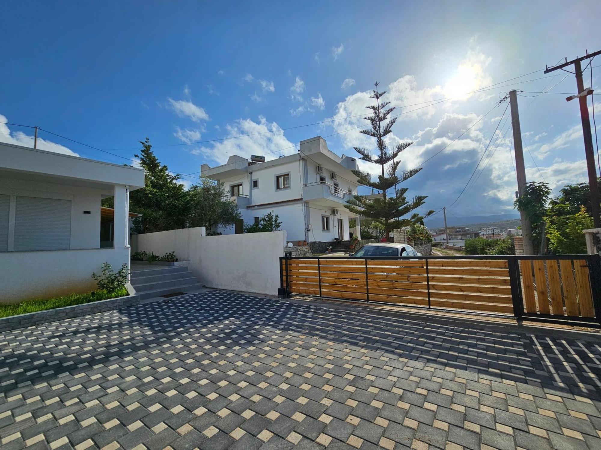 Apartments Veliaj คซามิล ภายนอก รูปภาพ
