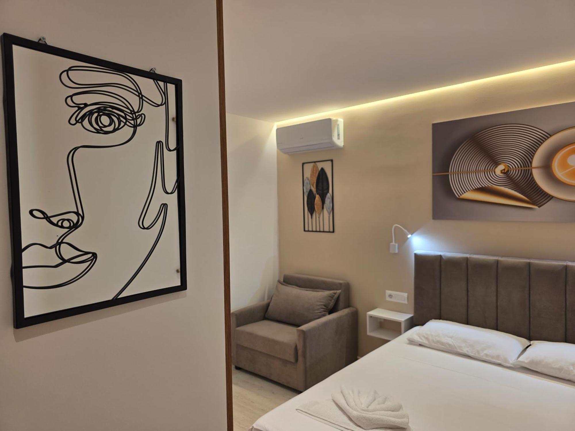 Apartments Veliaj คซามิล ภายนอก รูปภาพ