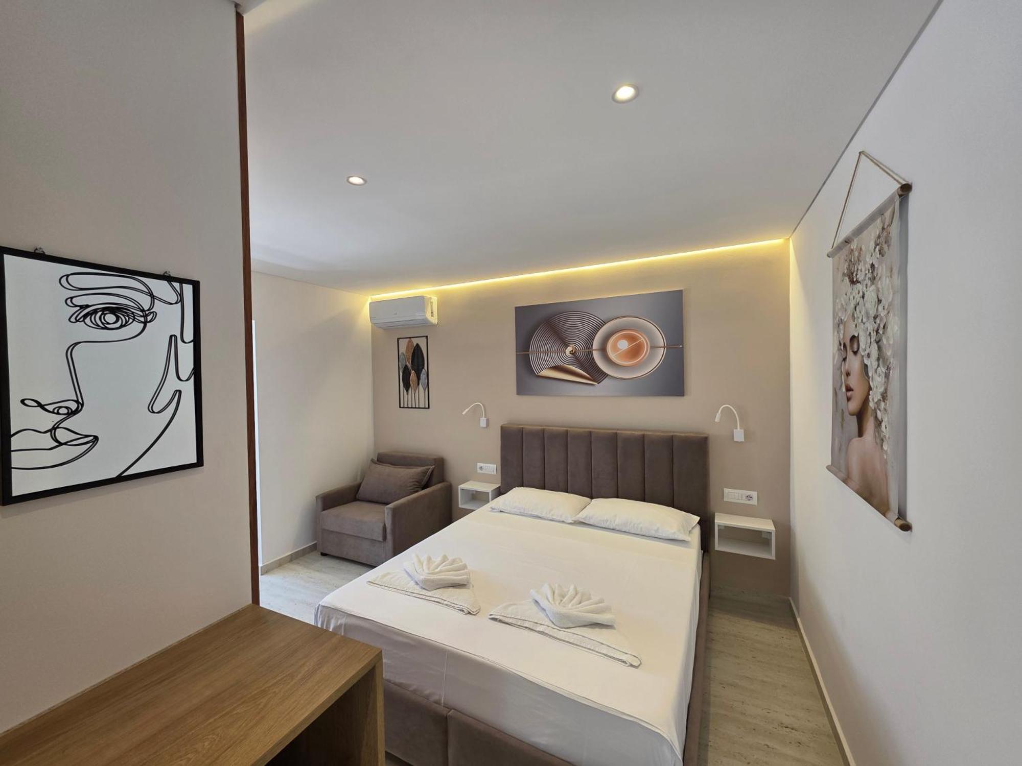 Apartments Veliaj คซามิล ภายนอก รูปภาพ