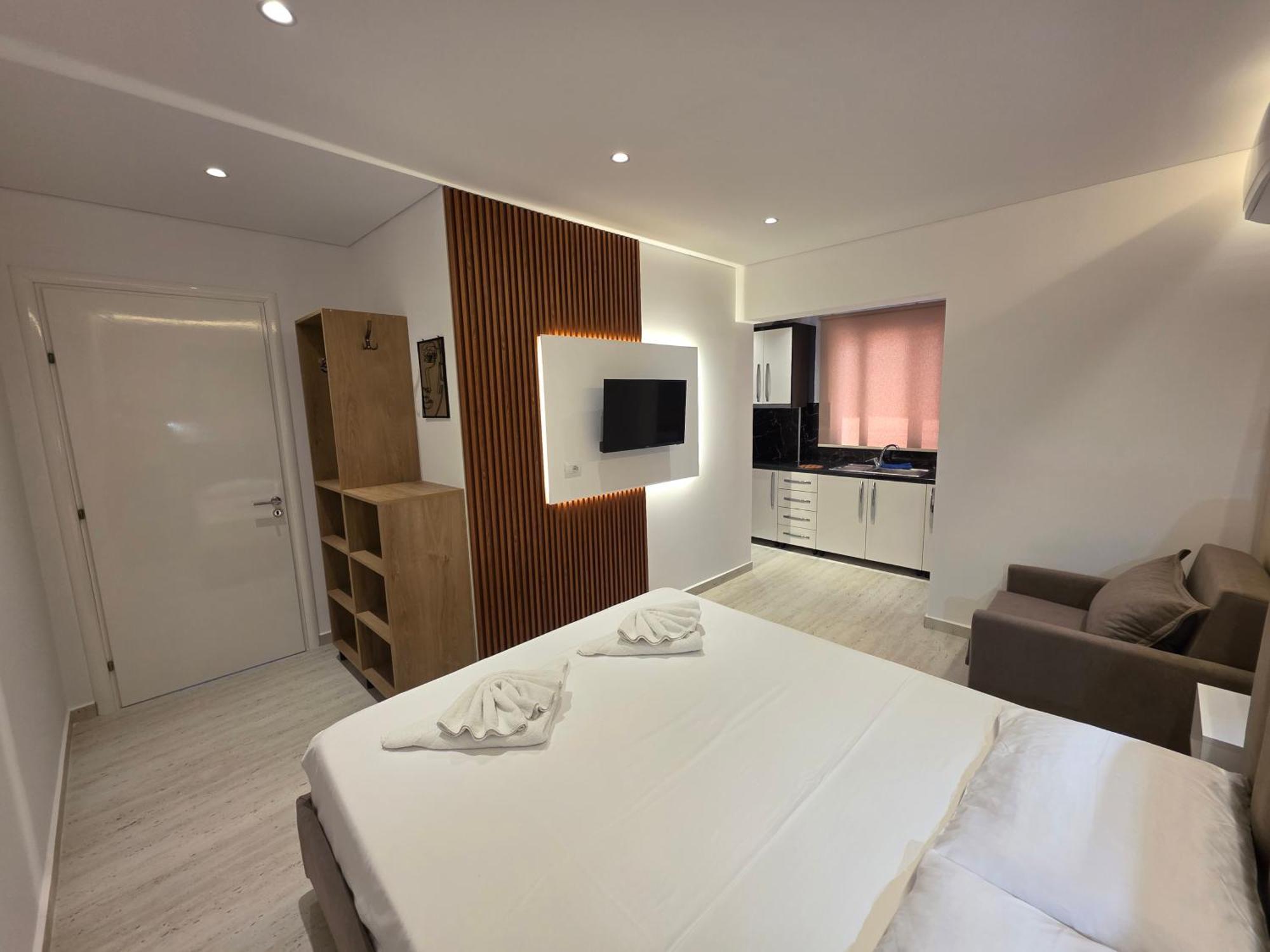 Apartments Veliaj คซามิล ภายนอก รูปภาพ